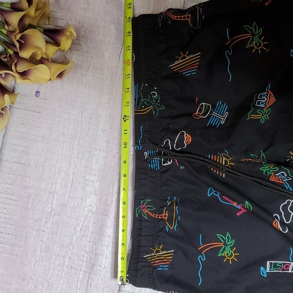 Men's Jake Austin Swim Trunks - Picture 10 of 11